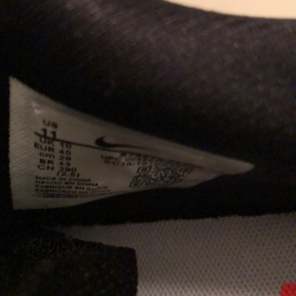 NIKE AIR MAX ZERO ESSENTIAL SIZE 11 RED & BLACK - Picture 8 of 8